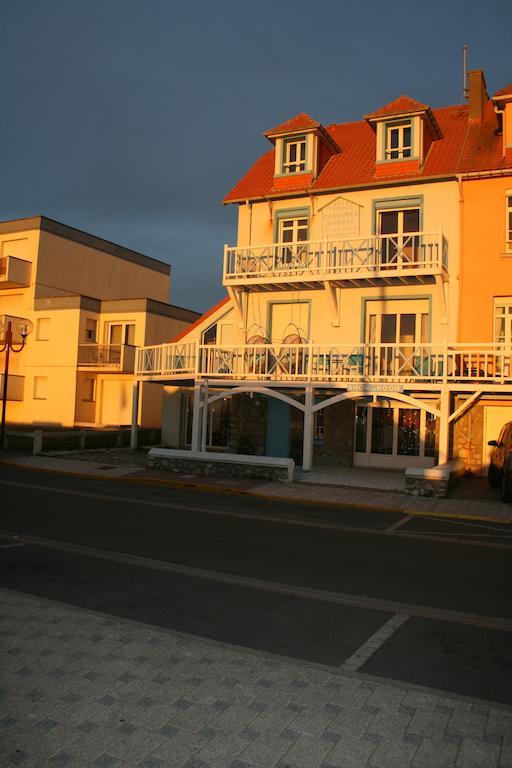 Villa Tremail - La Plage Au Pied De Votre Chambre Wimereux Εξωτερικό φωτογραφία